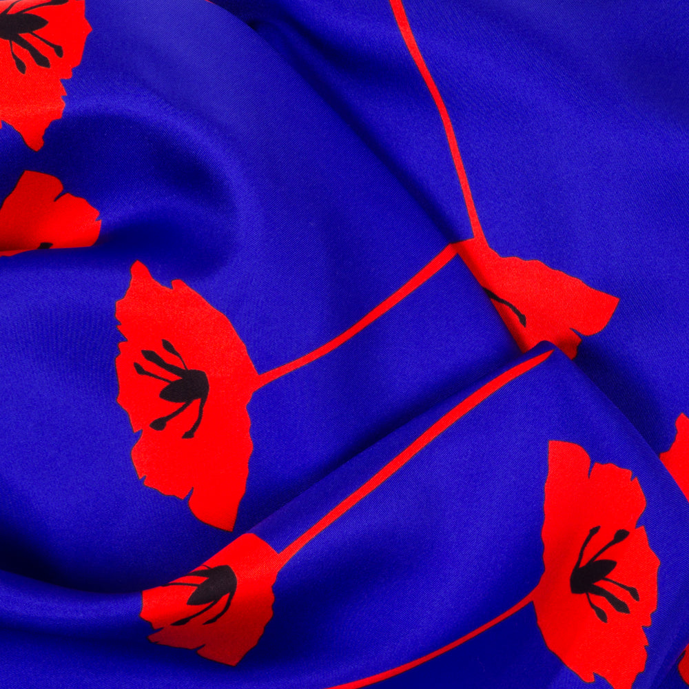 BLÁTH POIPÍN SCARF IN KLEIN BLUE, RED, AND BLACK