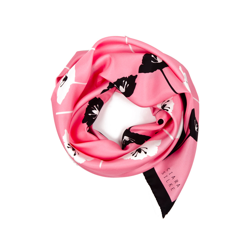 BLÁTH POIPÍN SCARF IN FLAMINGO, BLACK AND WHITE