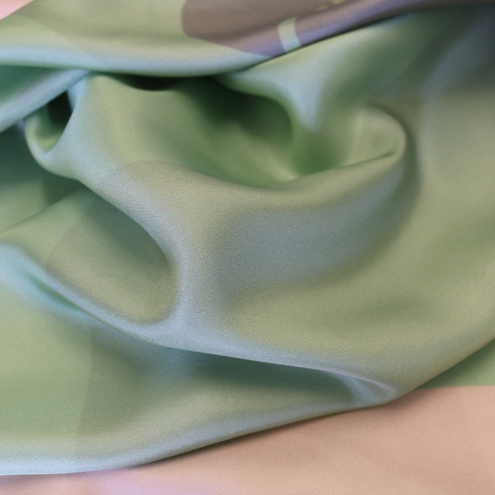 PAINTED DAISY SCARF IN BUD GREEN, PEARL AND SILVER